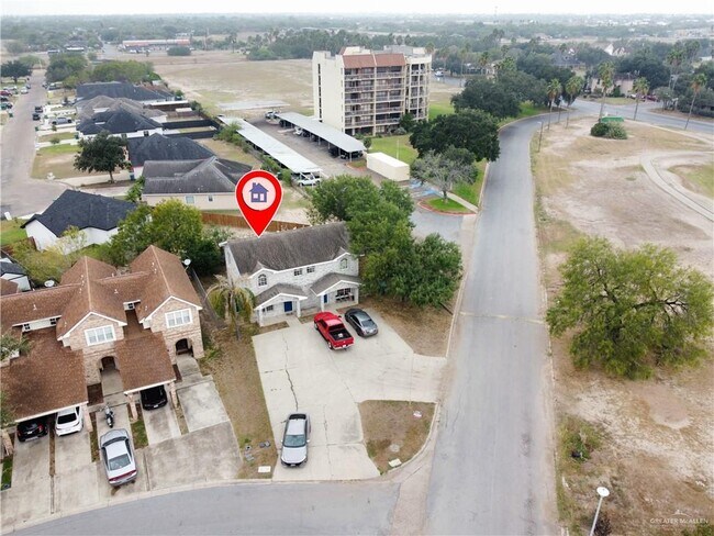 Building Photo - 3000 Ashley Pl