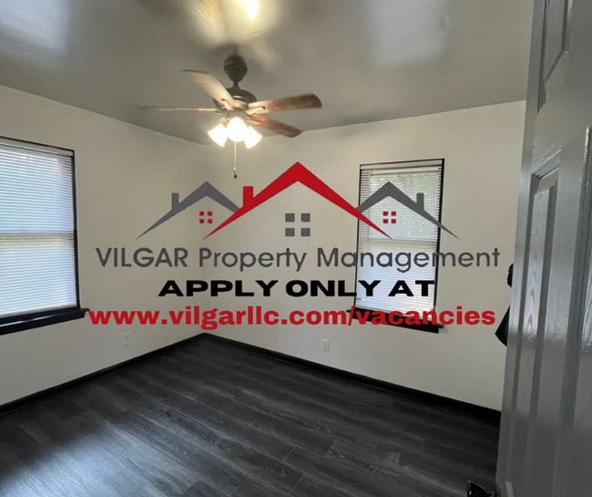 Building Photo - This keen & clean 2 bed / 1 bath ranch-sty...