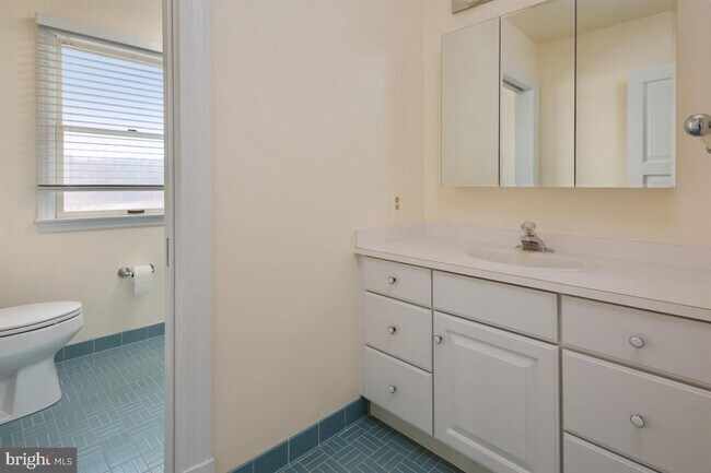 Building Photo - 15321 FALLS