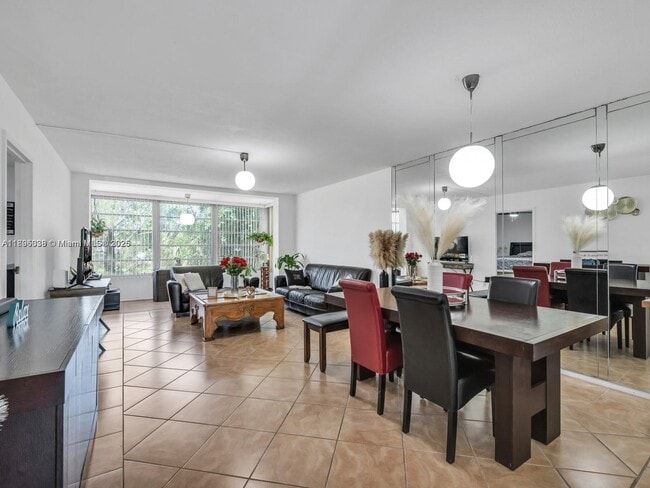 Building Photo - 8401 Lagos De Campo Blvd