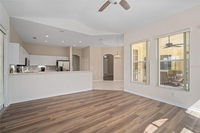 Building Photo - 1103 Signature Dr