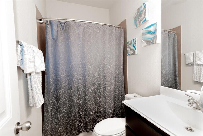 Building Photo - 8086 Arezzo Dr