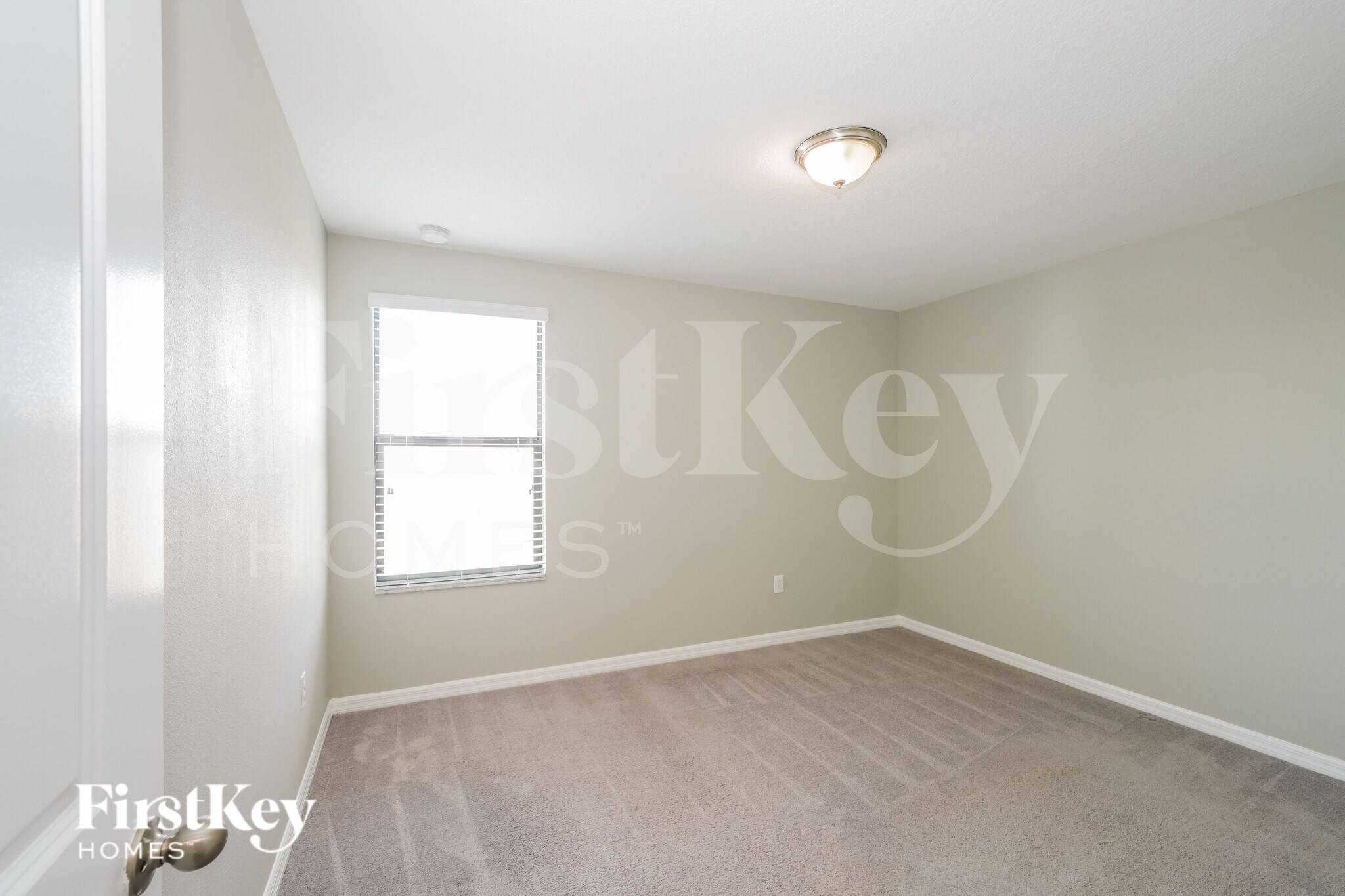 Building Photo - 9624 Sage Creek Dr