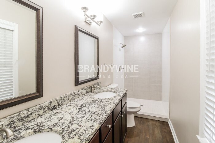 Building Photo - 3292 Westmart Ln