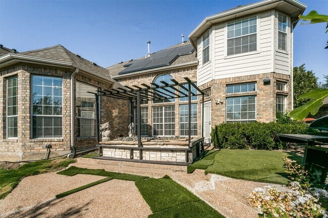 Building Photo - 9028 Bottlebrush Ln