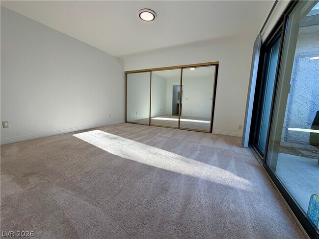 Building Photo - 3073 Conquista Ct