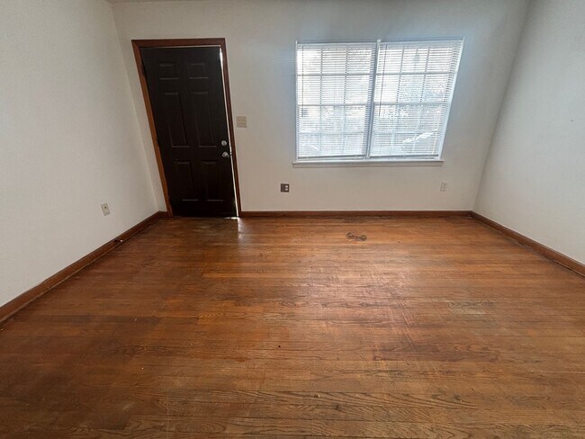 Building Photo - Idlewild Property