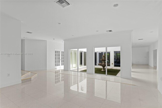 Building Photo - 8145 SW 132nd St