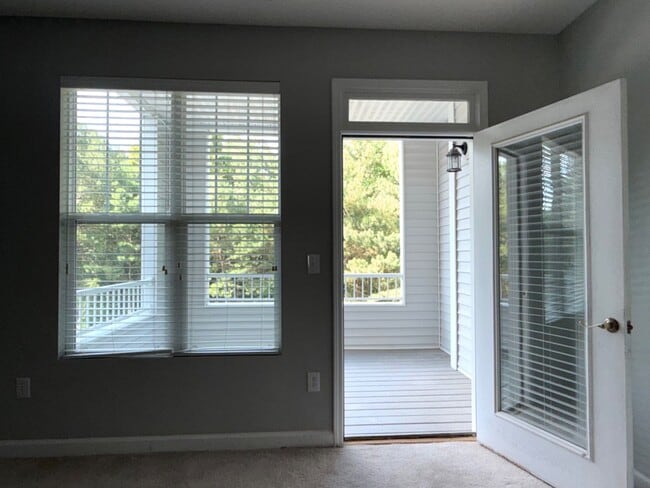 Building Photo - 233 Eyam Hall Ln