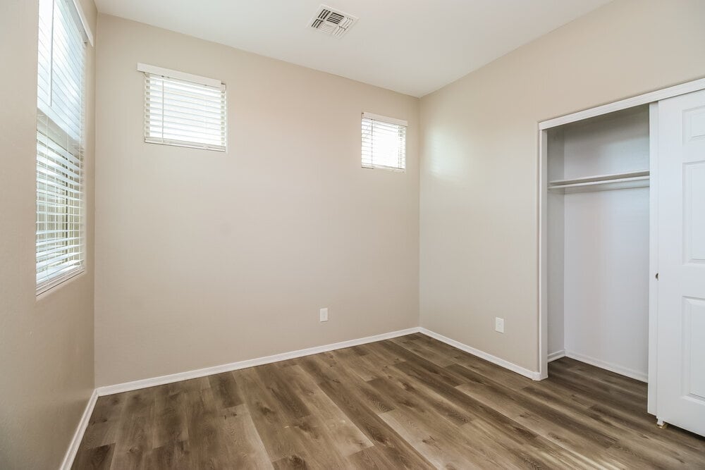 Building Photo - 495 N Ranger Trail