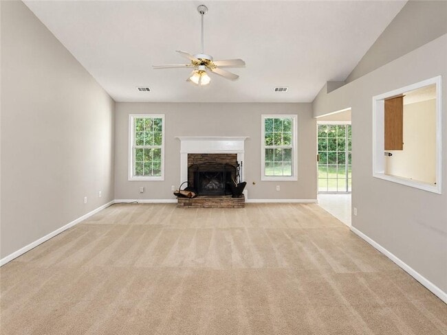 Building Photo - 227 Westwind Dr