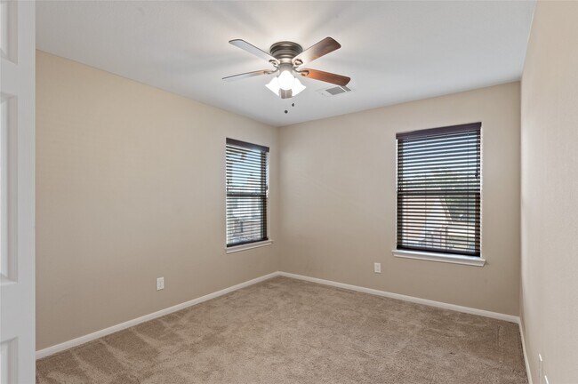 Building Photo - 17120 Wilthorne Gardens Ct