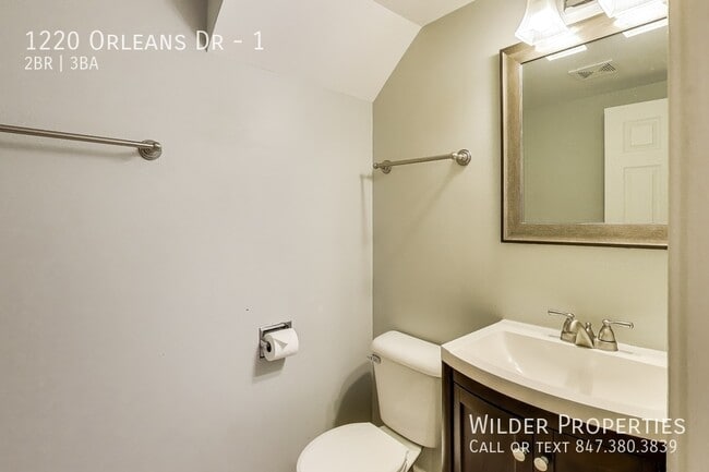 Building Photo - 1220 Orleans Dr