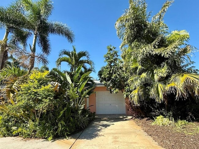 Building Photo - 5934 115th Ln N