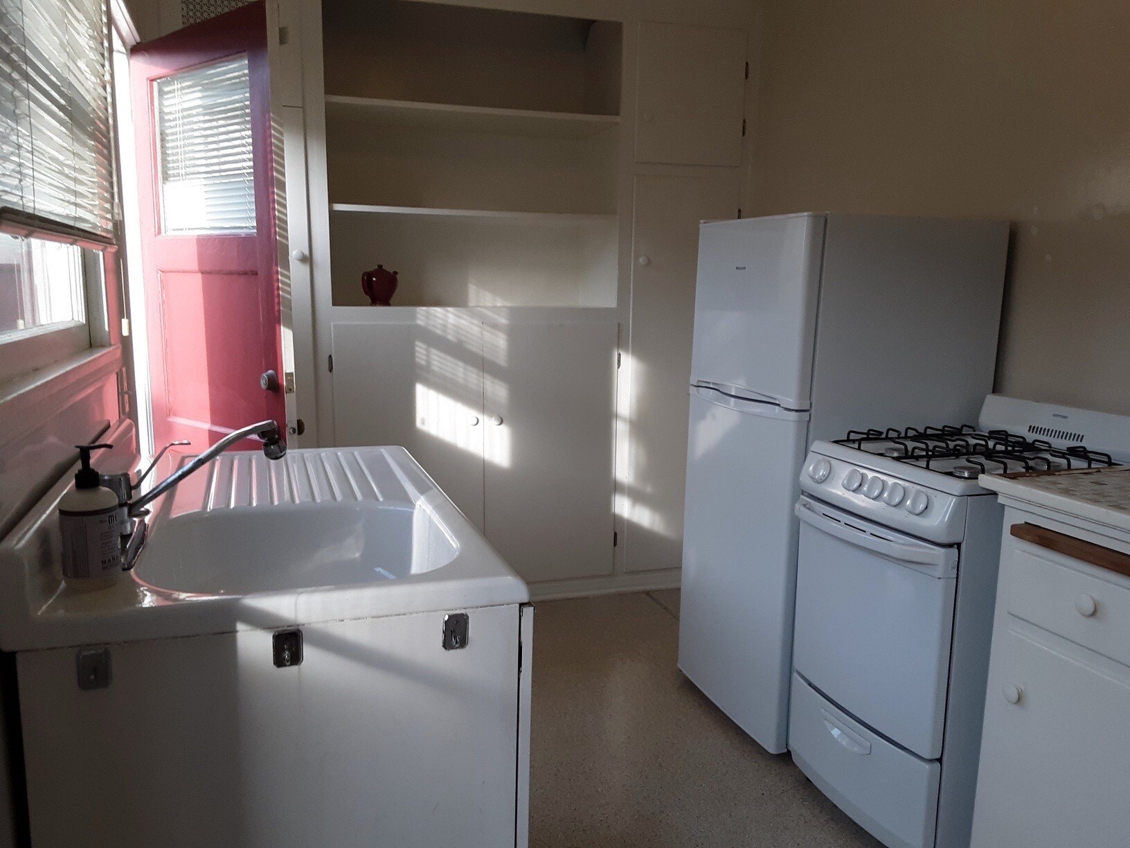 Building Photo - 366 Cypress Dr