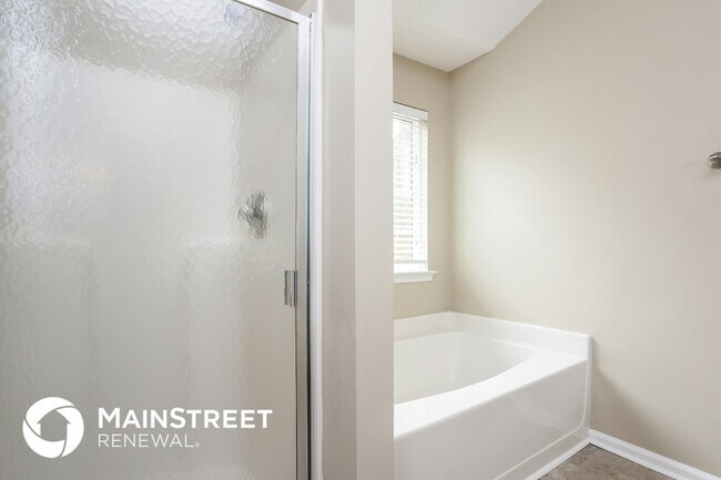 Building Photo - 447 Thistle Cove