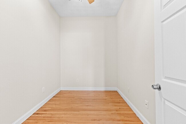 Building Photo - 178 Webster St