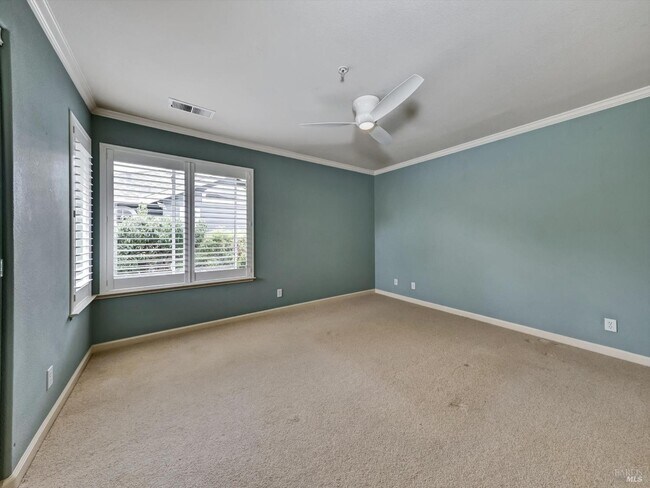 Building Photo - 128 Baypoint Dr