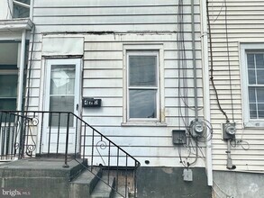 Building Photo - 420 Liberty St
