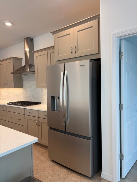 Building Photo - 5754 Southwest 71st Avenue