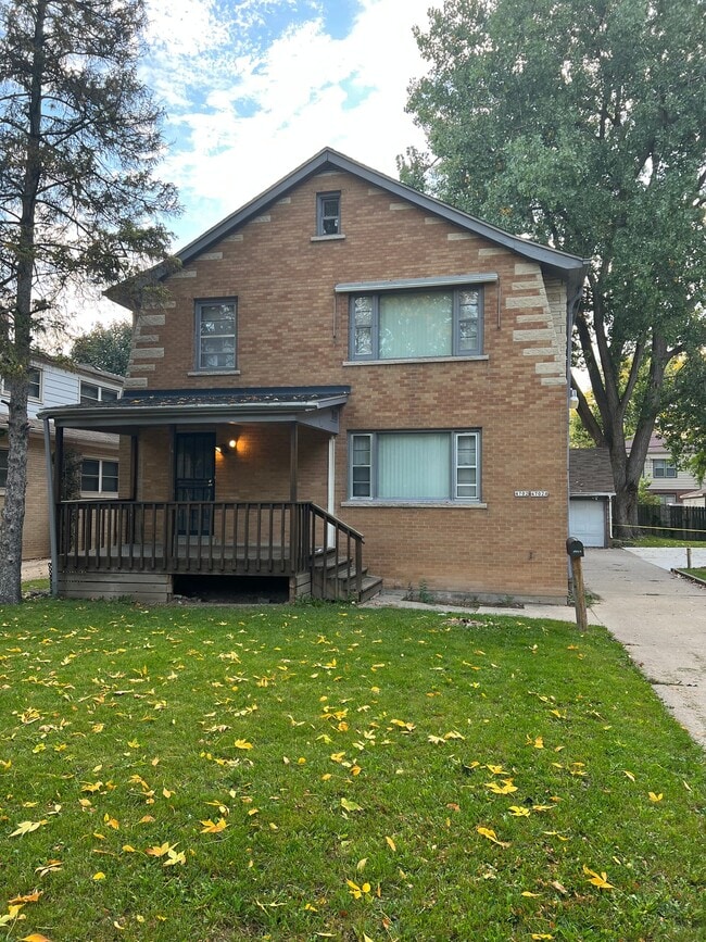 Building Photo - 4702 N 44th St