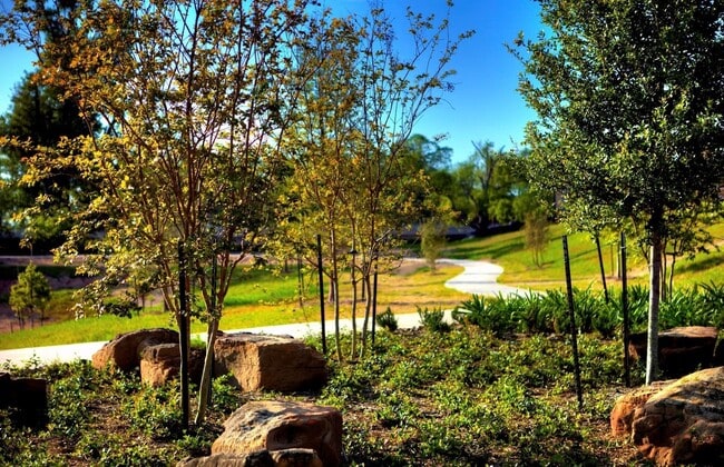 Building Photo - 24918 Meadowthorn Crest Ln