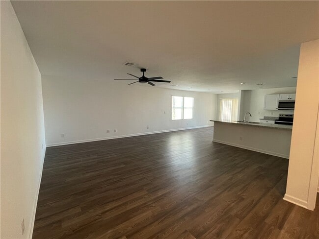 Building Photo - 2411 Vista del Oro