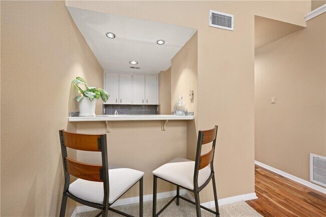 Building Photo - 10108 Talleyran Dr
