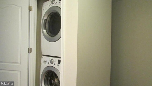 Building Photo - 20776 Brunswick Ln