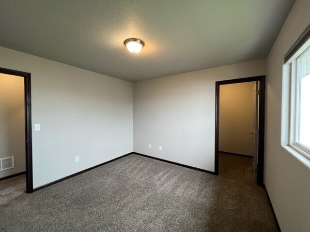 Building Photo - 4437 Beringer Dr