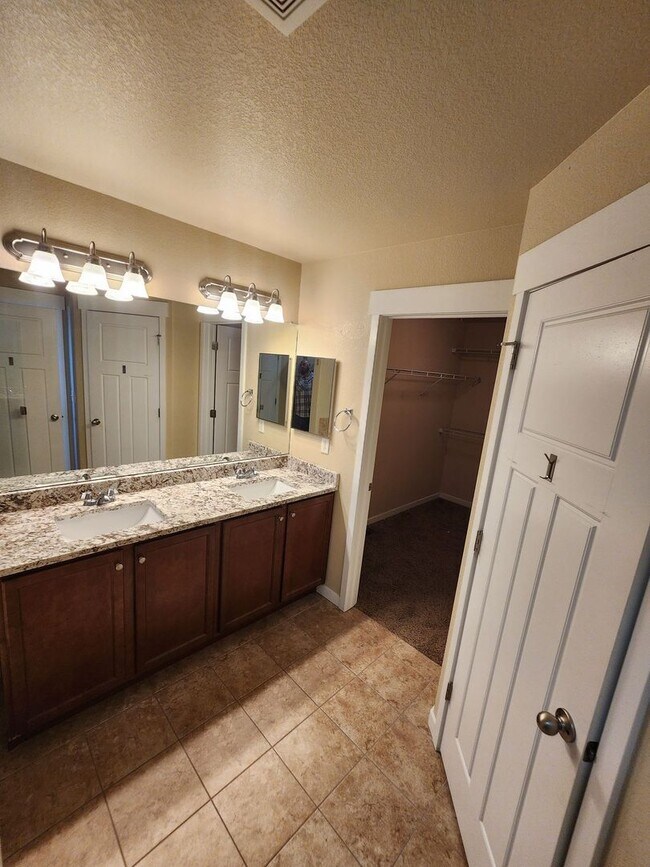 Building Photo - 7528 Colorado Tech Dr