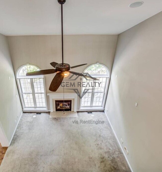 Building Photo - 10410 Silver Creek Ct