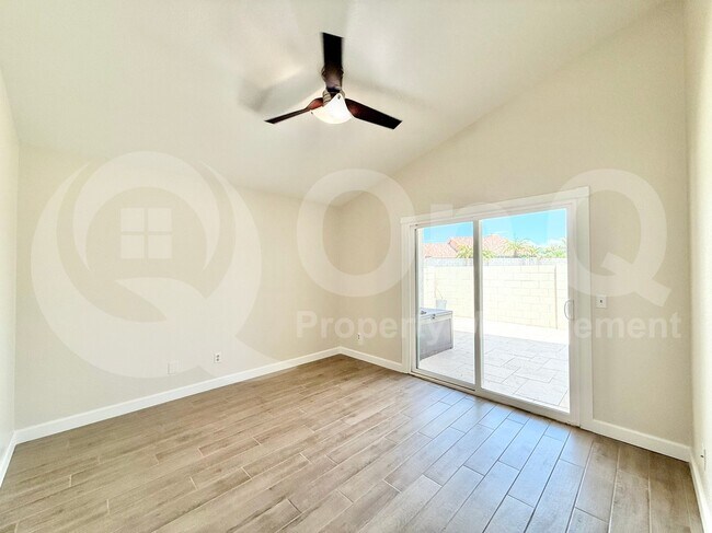 Building Photo - 537 S Danyell Dr