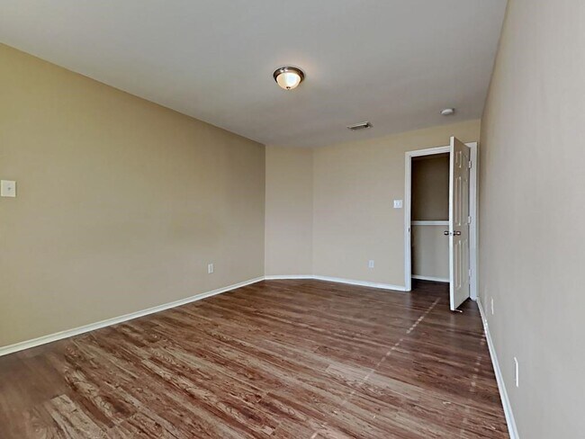 Building Photo - 503 Pine Cluster Ct