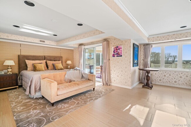 Building Photo - 19 Mallard Dr