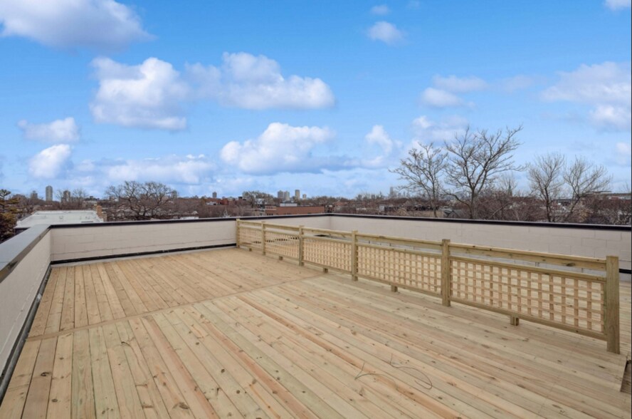 Building Photo - 3409 N Bosworth Ave