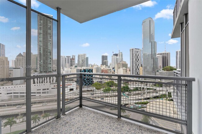 Building Photo - 350 S Miami Ave