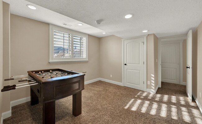 Building Photo - 1237 Spyglass Hl