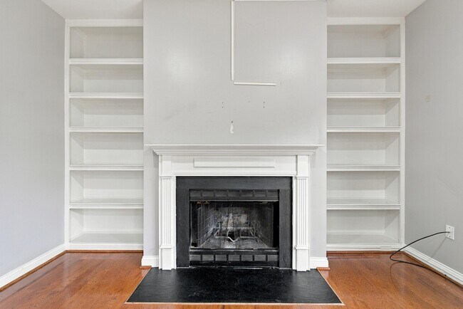 Building Photo - 3265 Marston Pl
