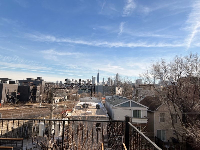 Building Photo - 937 N Willard Ct