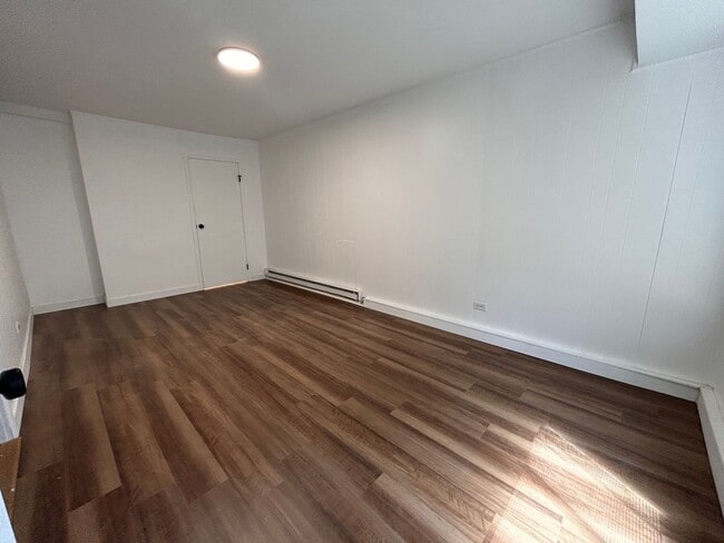 Building Photo - 3357 S Flamingo Way