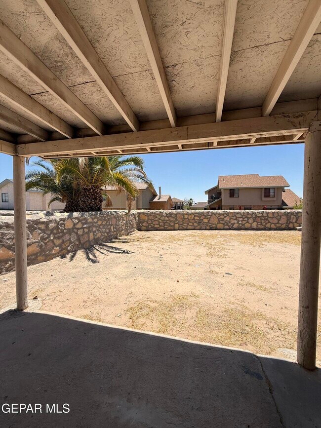 Building Photo - 11708 Sierra Azul Dr