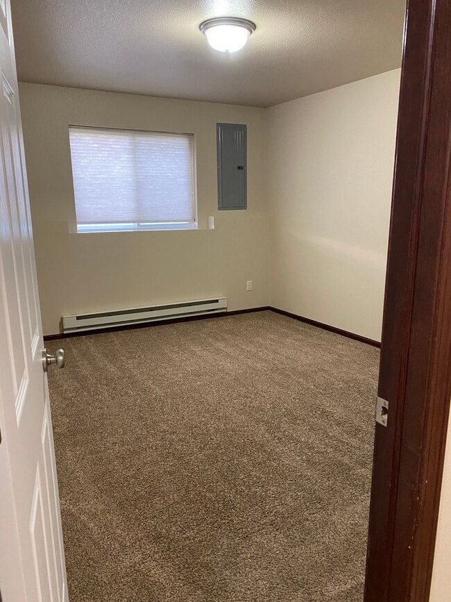 Building Photo - 332 Little Rock Ct