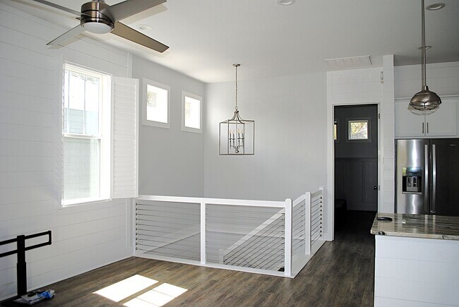 Building Photo - Clambake Cove