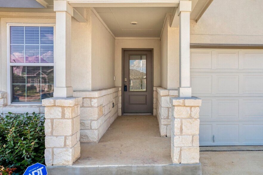 Building Photo - 22631 Match Play