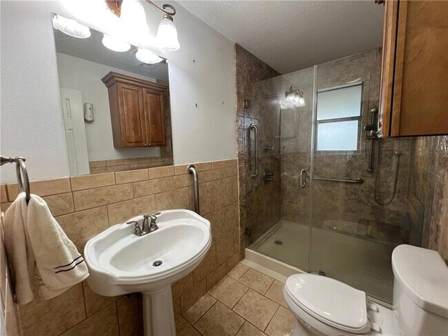 Building Photo - 2816 Munster Blvd