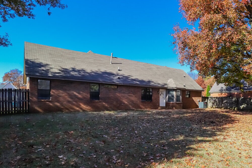 Building Photo - 4142 Hidden Fern Ln N