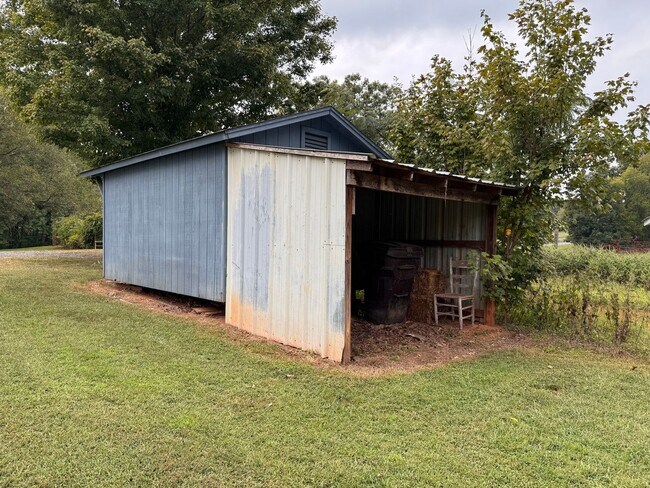 Building Photo - 5680 Jackson Creek Rd