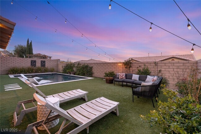 Building Photo - 258 Castellari Dr