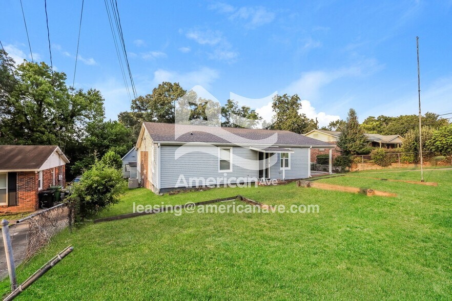 Building Photo - 5810 Blueridge Dr